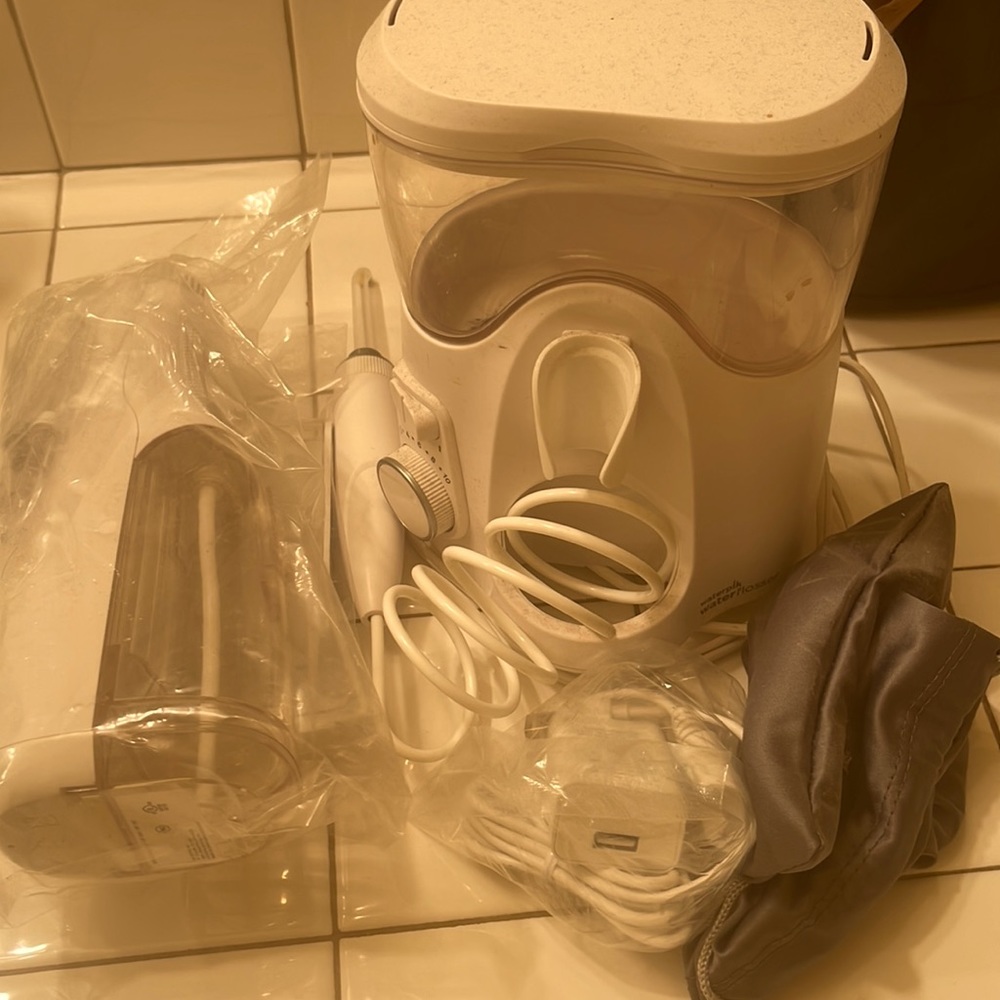 Water pick brand new